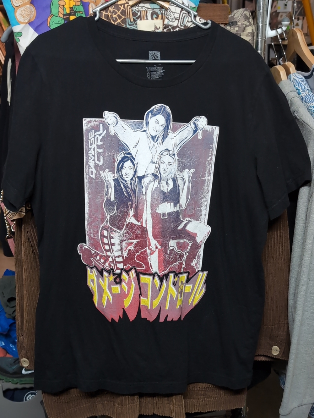 WWE Damage Cntrl Black Graphic Tee Print Io Sky Dakota Kai Bayley Sz XL NWOT